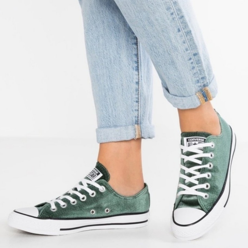 Converse emerald green velvet Chuck Taylor's (9)
